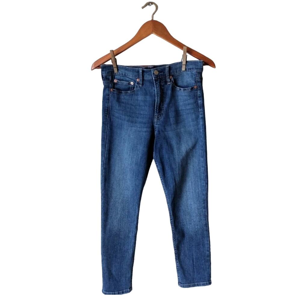 GAP True Skinny Jeans Size 28